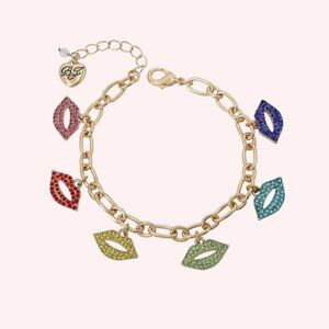 NWT Betsey Johnson Lips Charm Bracelet